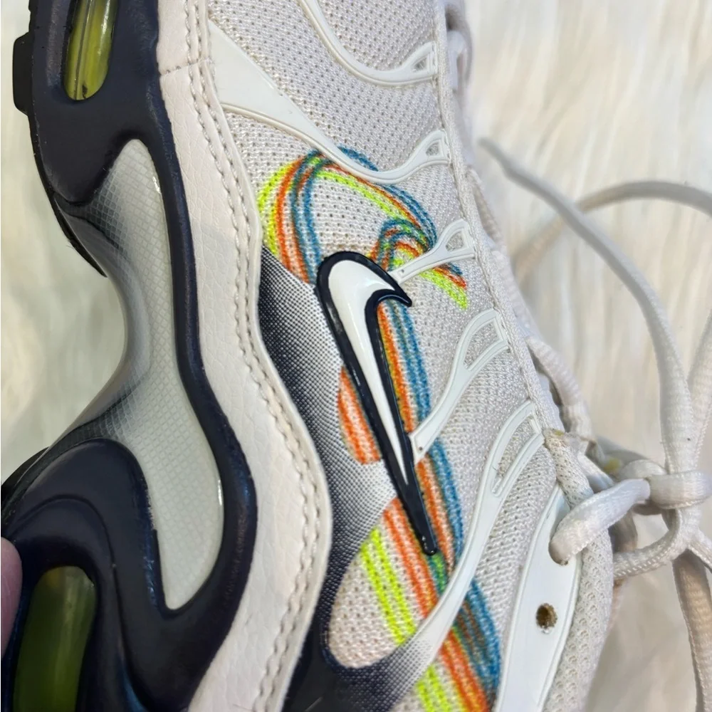 Nike Air Max Plus Anaglyph White White & Black Sneakers Rainbow accent
